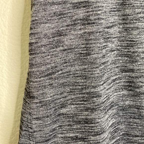 Lululemon salute the sun tank open back racerback grey healthered - Picture 6 of 7